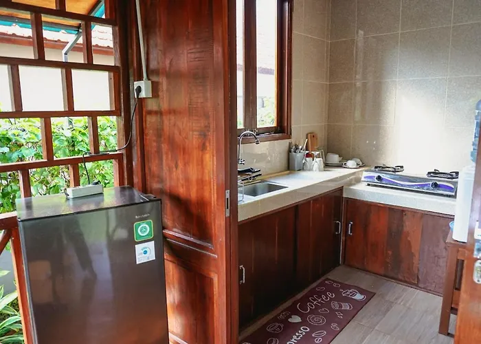 فيلة Pulasari House *