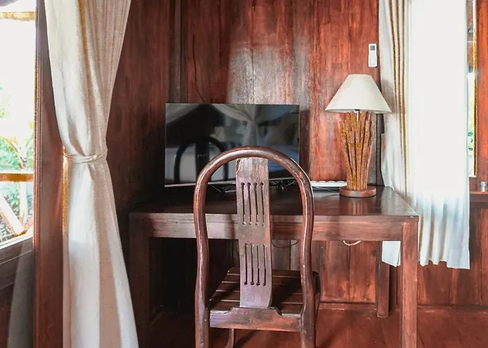 Pulasari House فيلة